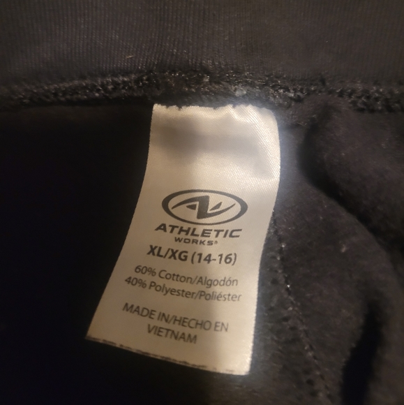 2 pairs of boys jogger sweatpants - Picture 10 of 13